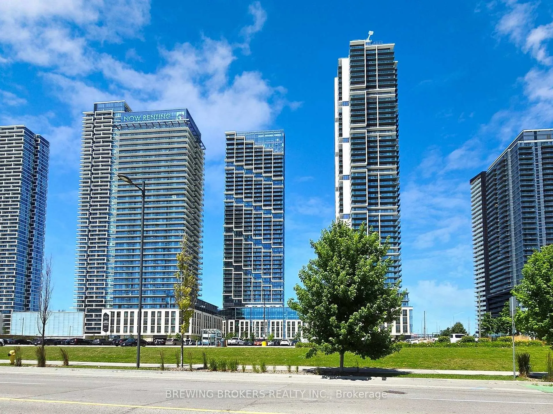 Front of Unit 4112, 1000 Portage Parkway