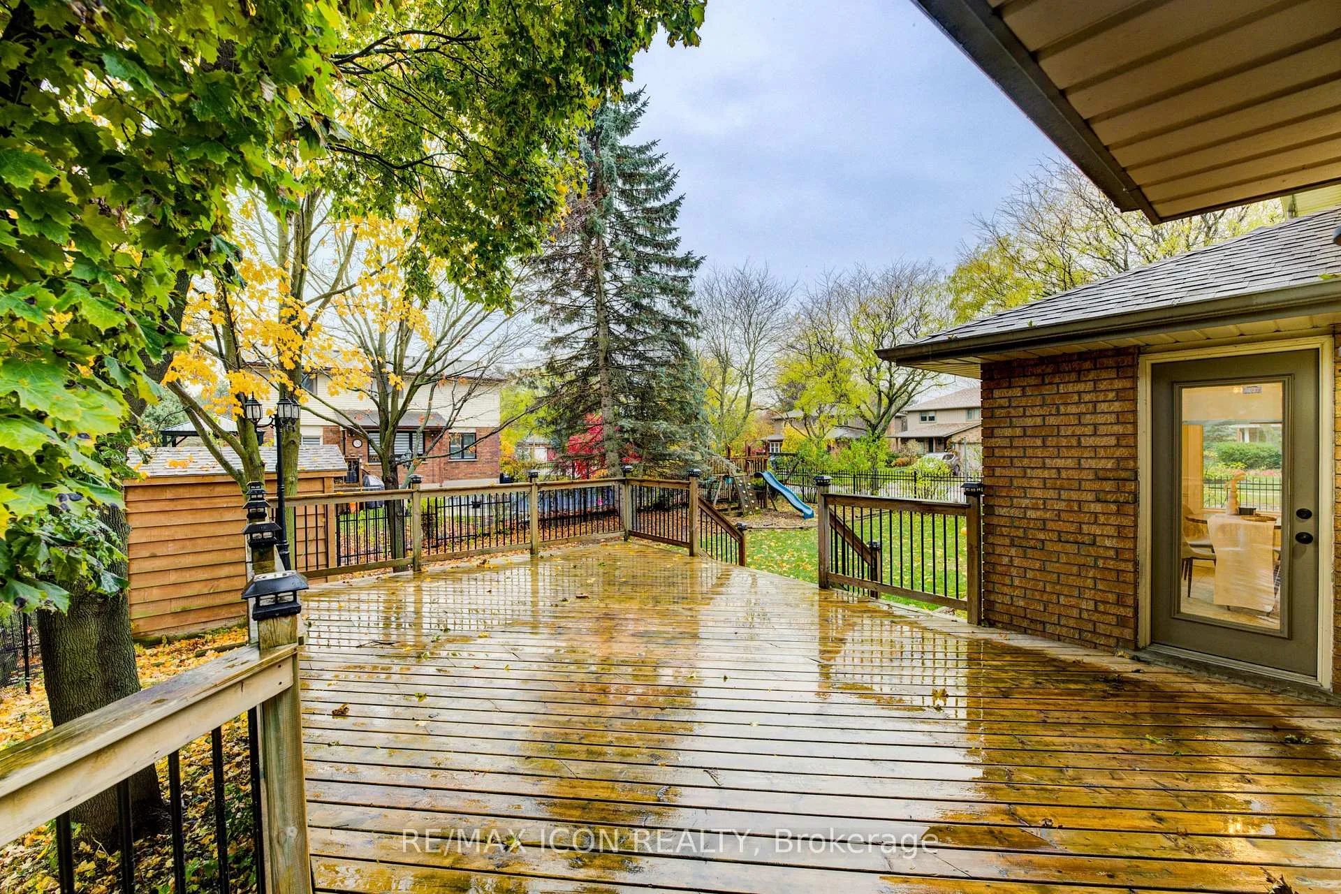 Photo 45 of 2 Dunnington Court, Kitchener — HOMEH