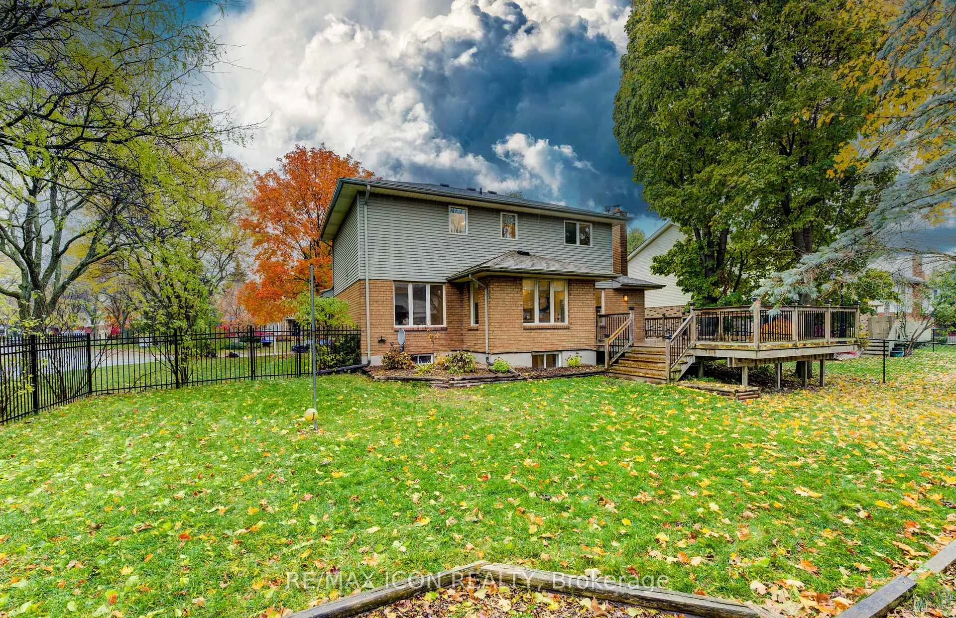 Photo 49 of 2 Dunnington Court, Kitchener — HOMEH