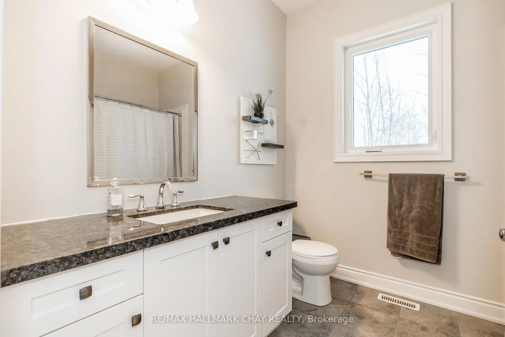 Photo 19 of 1753 Glen Echo Ridge, Severn, Fesserton — HOMEH