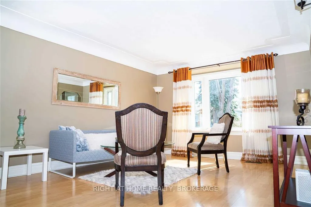 Photo 8 of 68 West 4th Street, Hamilton, Bonnington — HOMEH