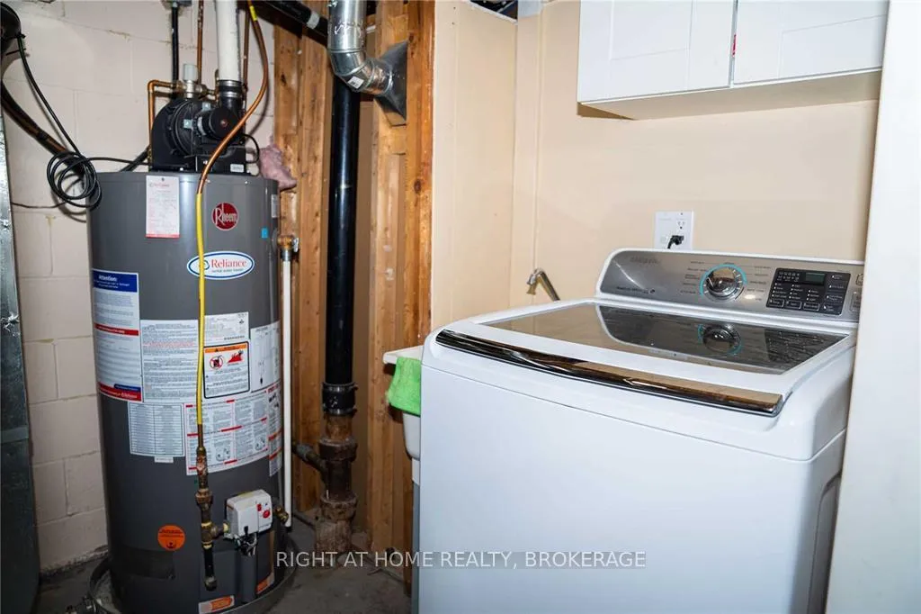 Photo 31 of 68 West 4th Street, Hamilton, Bonnington — HOMEH