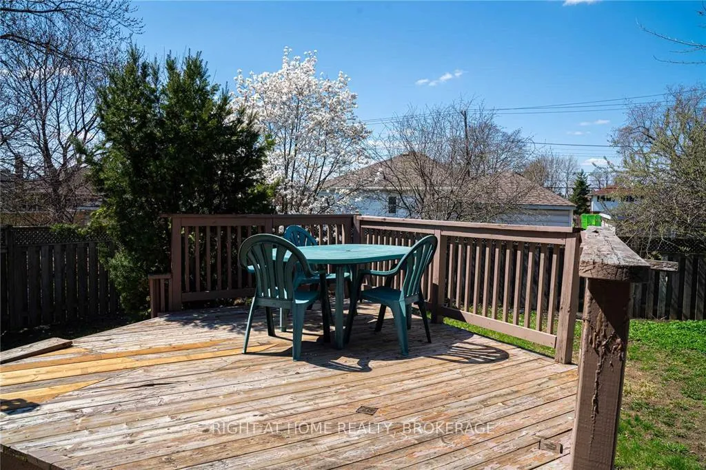 Photo 38 of 68 West 4th Street, Hamilton, Bonnington — HOMEH