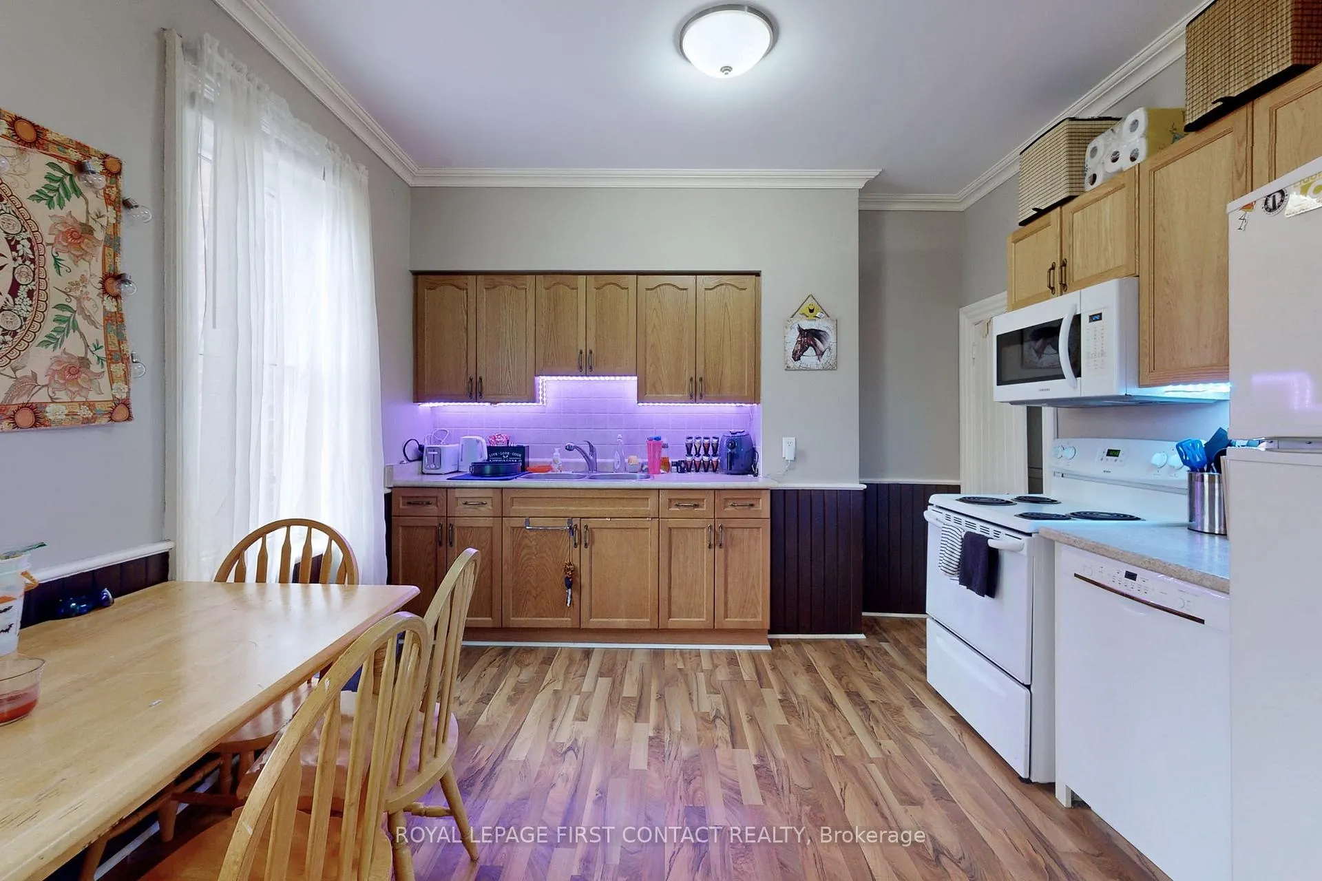 Photo 8 of Unit Duplex, 66 Parkside Drive, Barrie, Queen's Park — HOMEH