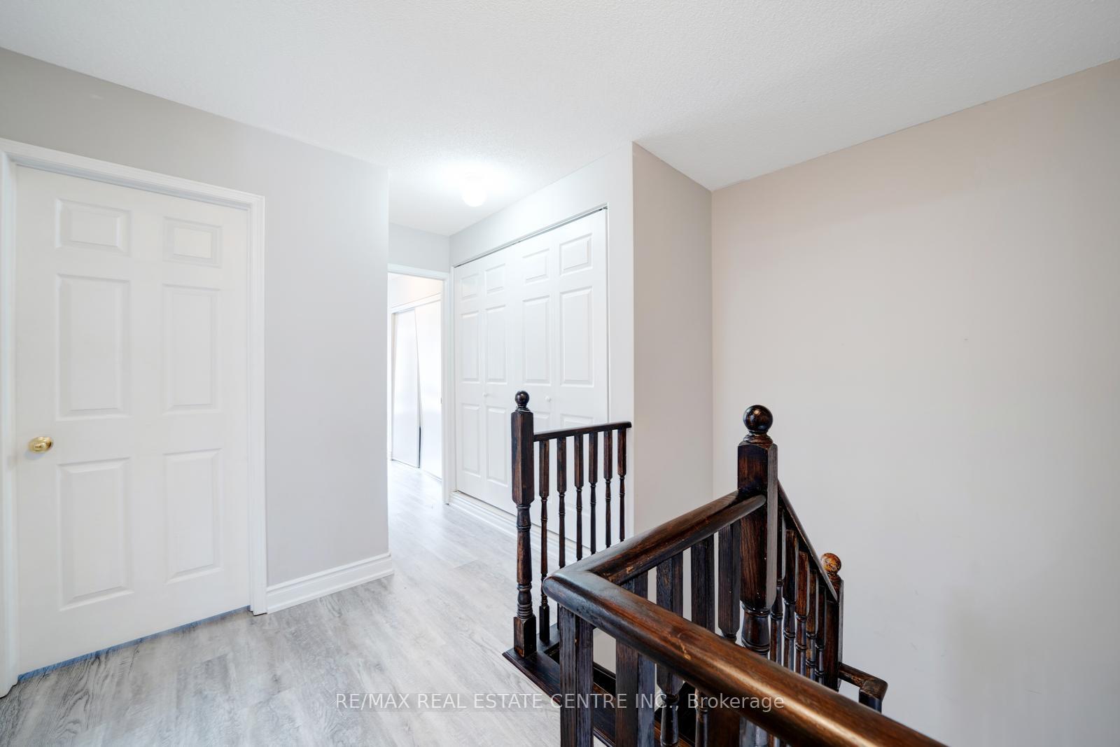 Photo 19 of 553 Rossland Road E, Ajax, Central East — HOMEH