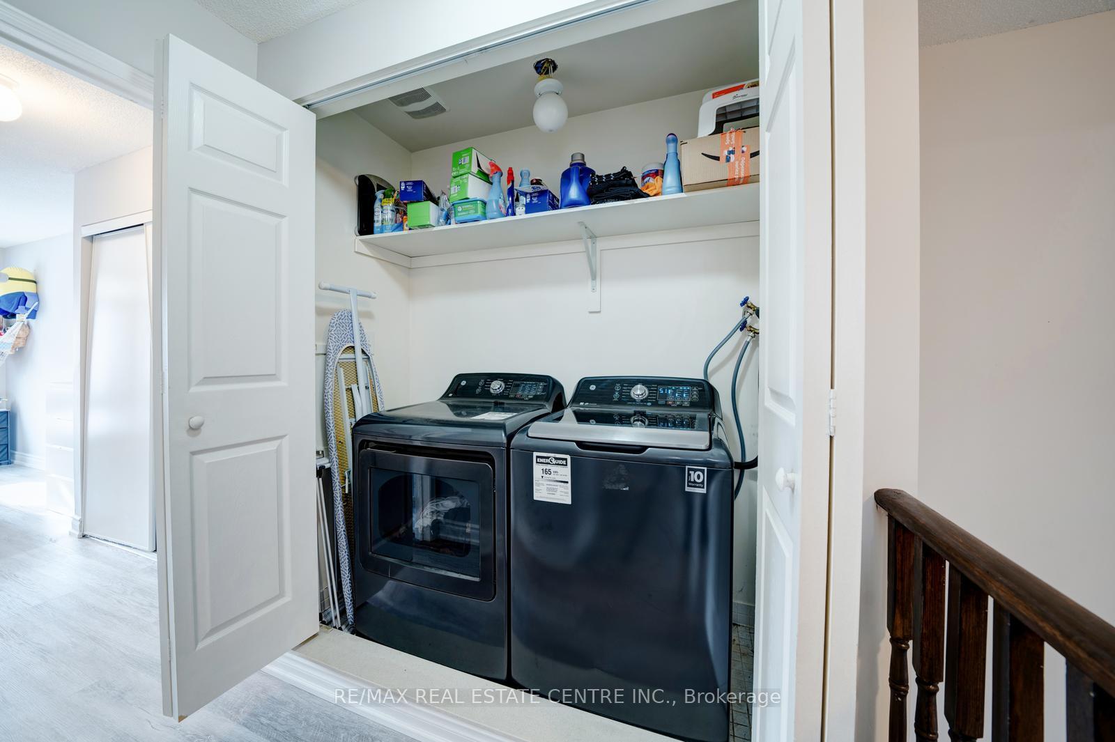 Photo 21 of 553 Rossland Road E, Ajax, Central East — HOMEH