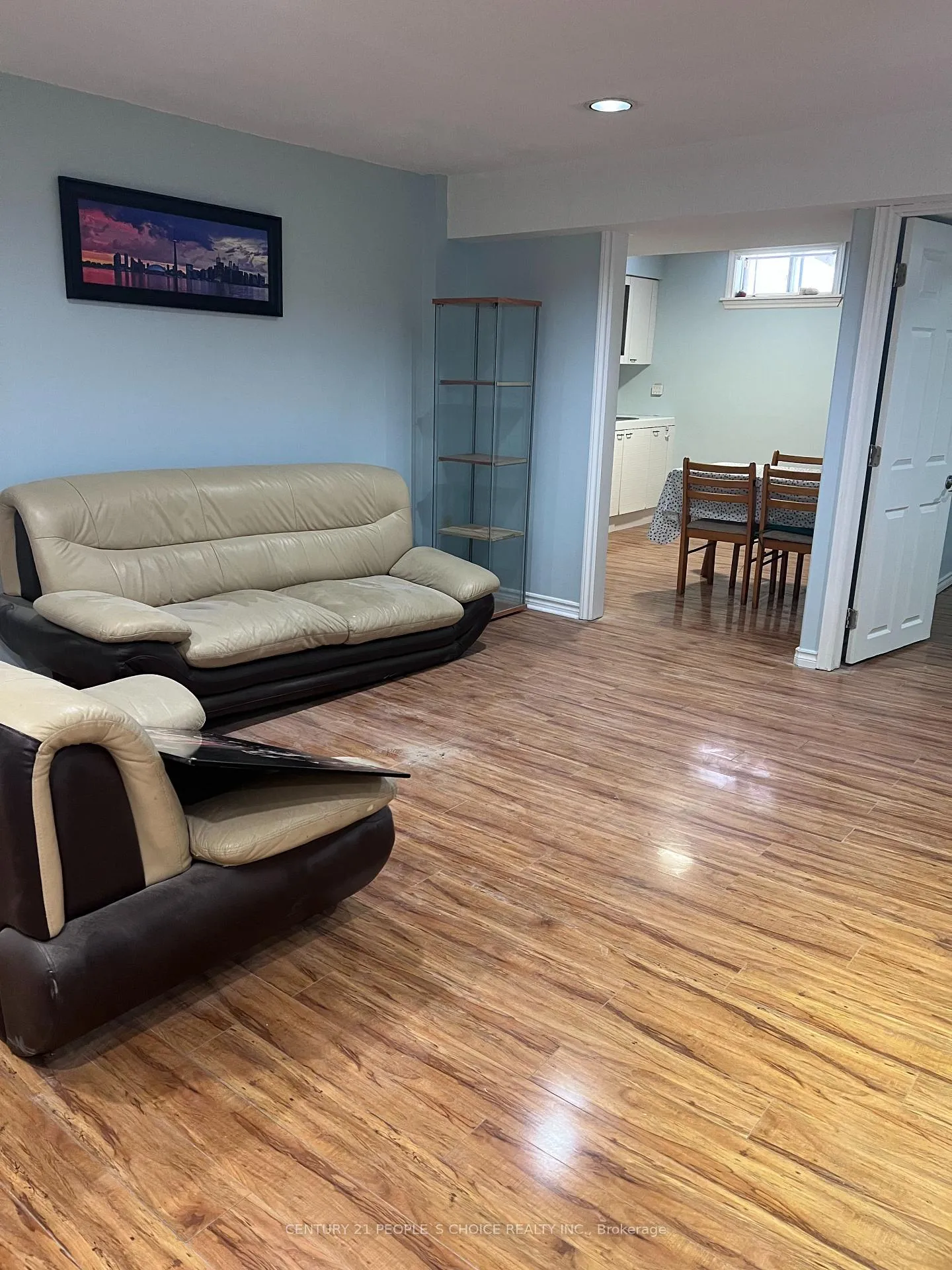 Photo 3 of Unit Bsmt, 59 Claudia Avenue, Vaughan, West Woodbridge — HOMEH