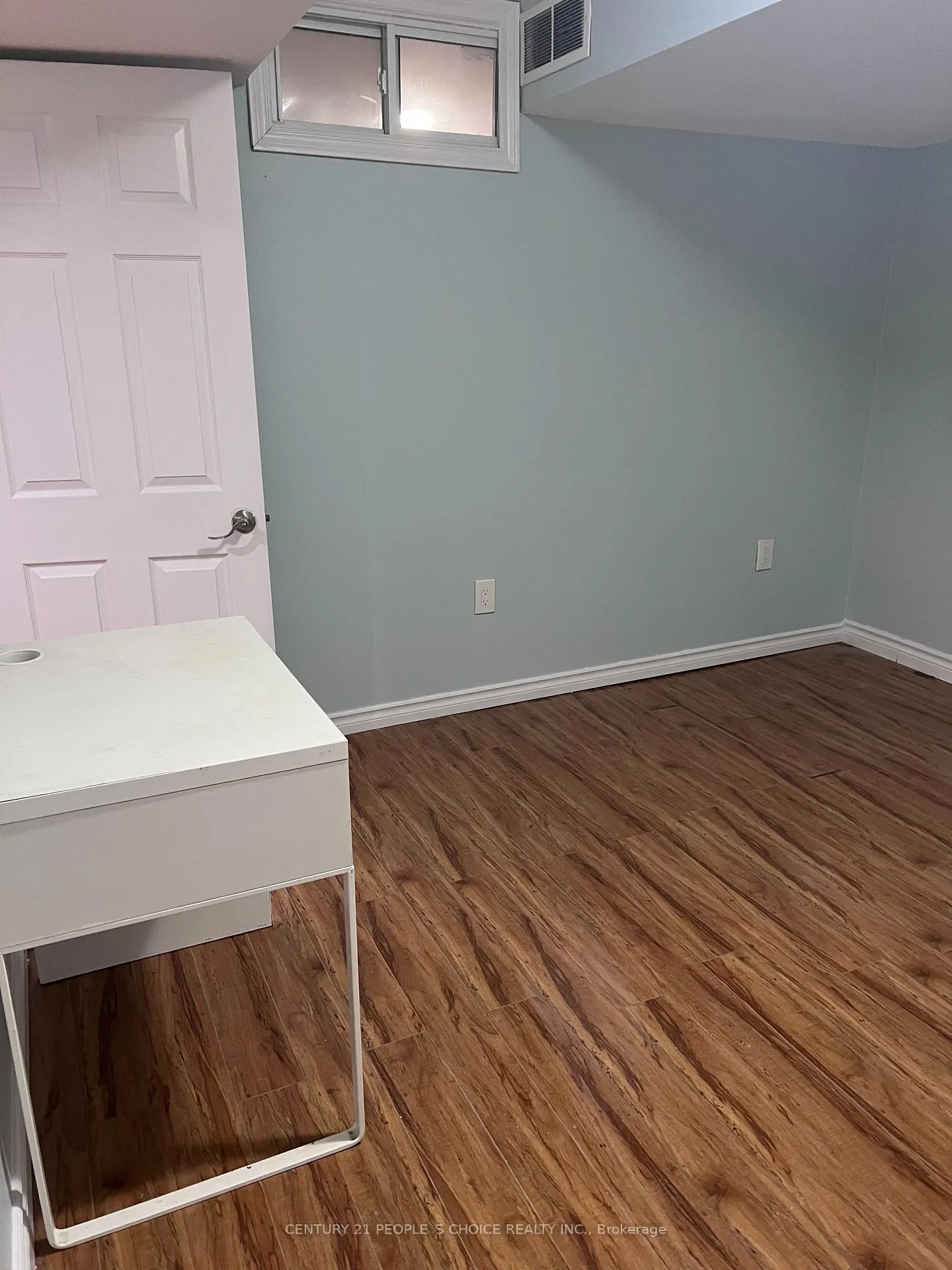 Photo 11 of Unit Bsmt, 59 Claudia Avenue, Vaughan, West Woodbridge — HOMEH