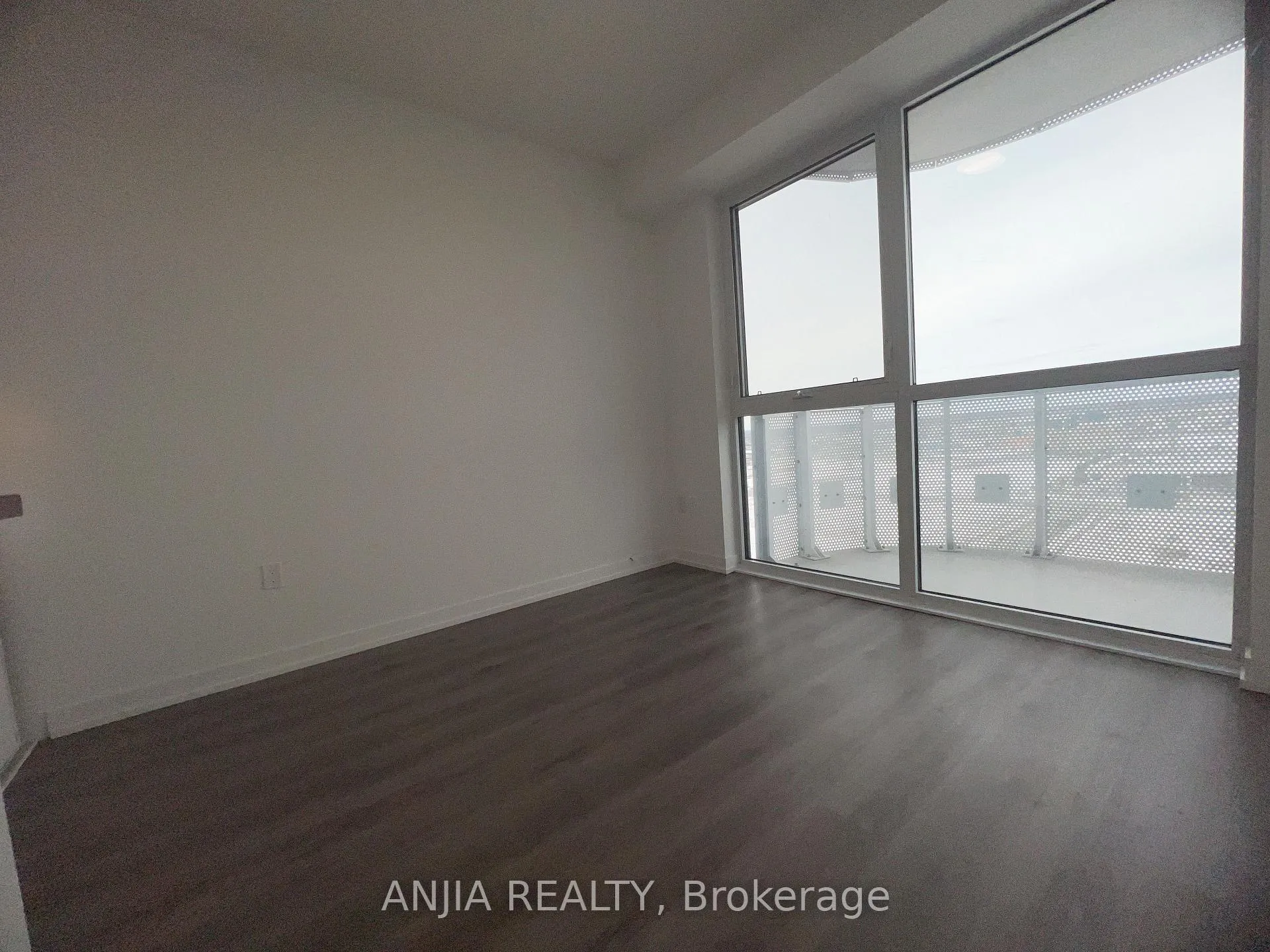 Photo 7 of Unit 1710, 225 Commerce Street, Vaughan, Vaughan Corporate Centre — HOMEH