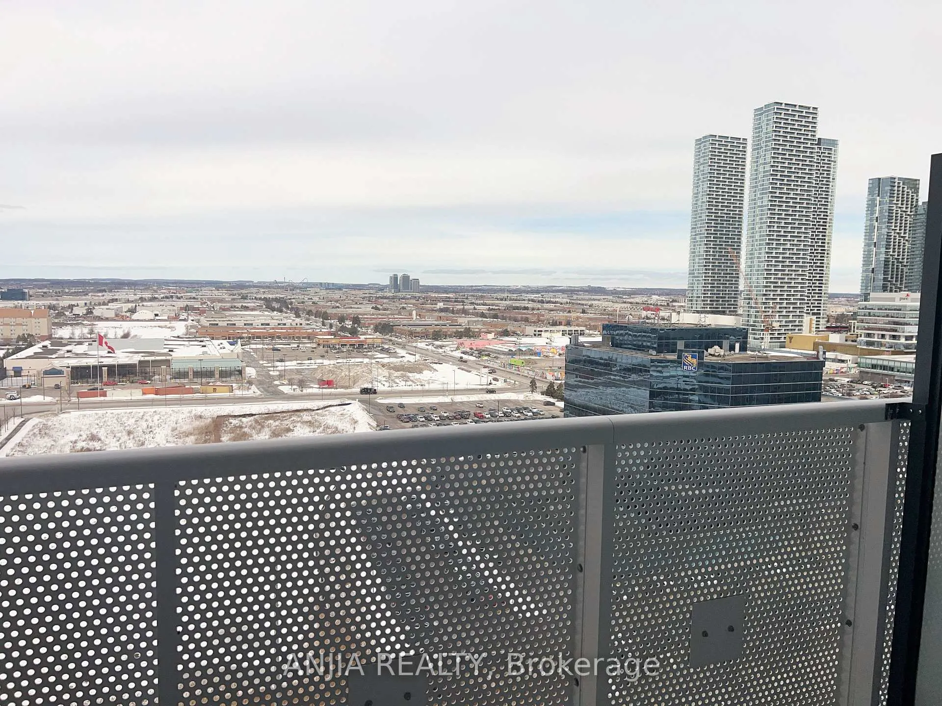 Photo 12 of Unit 1710, 225 Commerce Street, Vaughan, Vaughan Corporate Centre — HOMEH