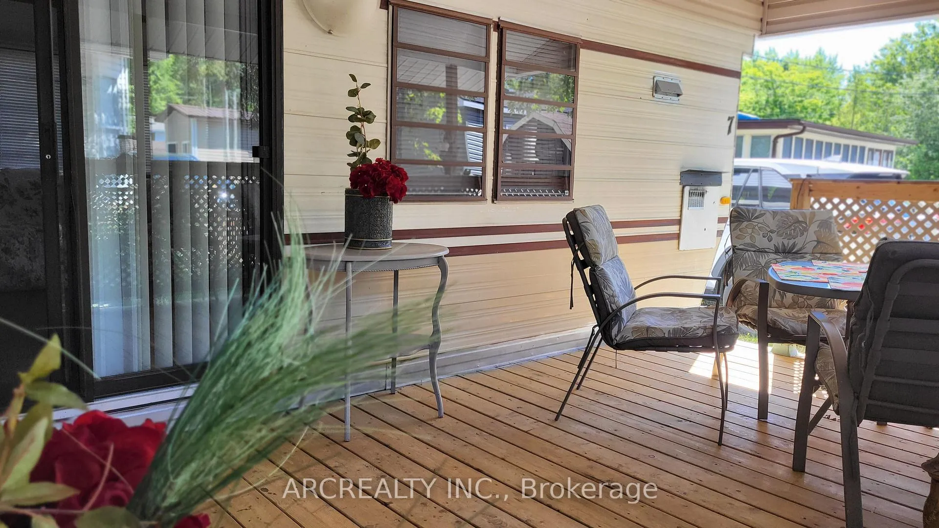 Photo 17 of 7 Cardinal Lane, Georgina, Pefferlaw — HOMEH