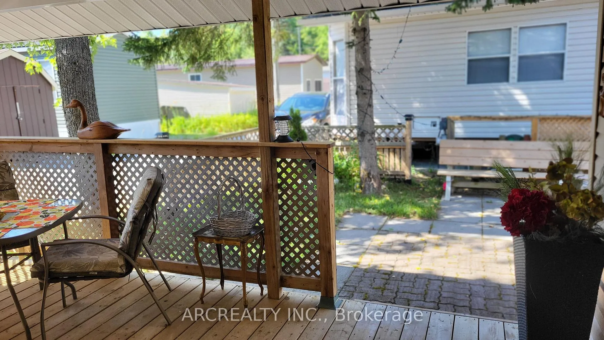 Photo 19 of 7 Cardinal Lane, Georgina, Pefferlaw — HOMEH