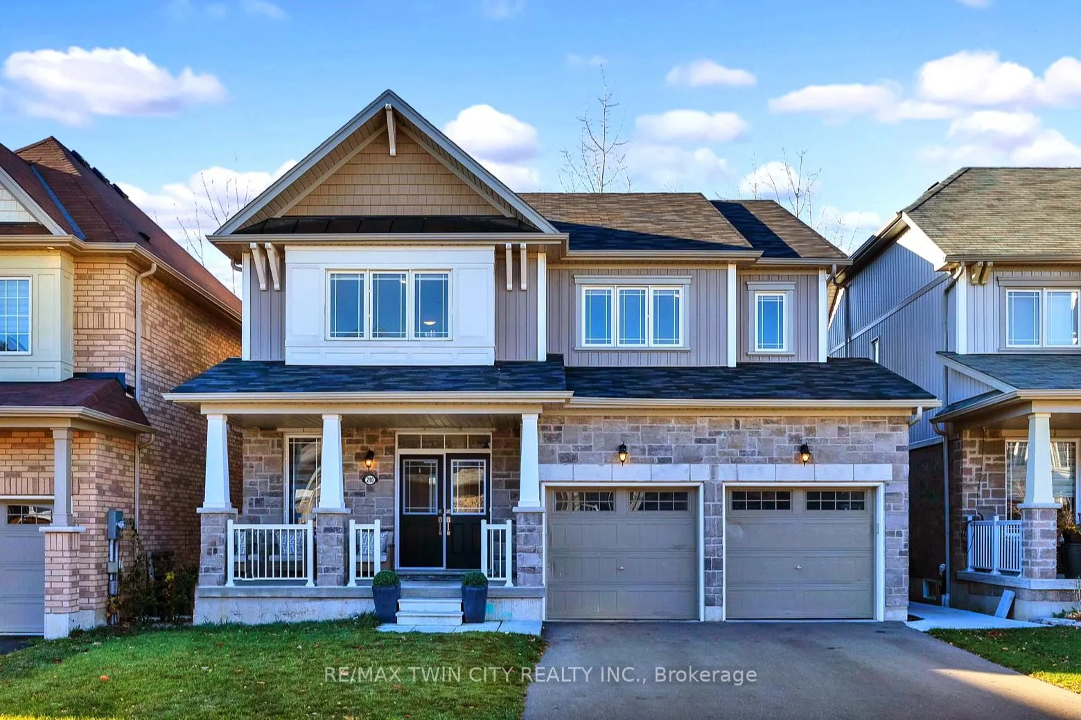 Front of 210 Dolman Street