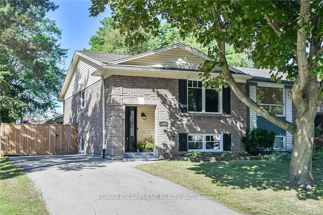 Photo 1 of 158 Wendover Drive, Hamilton, Fessenden — HOMEH