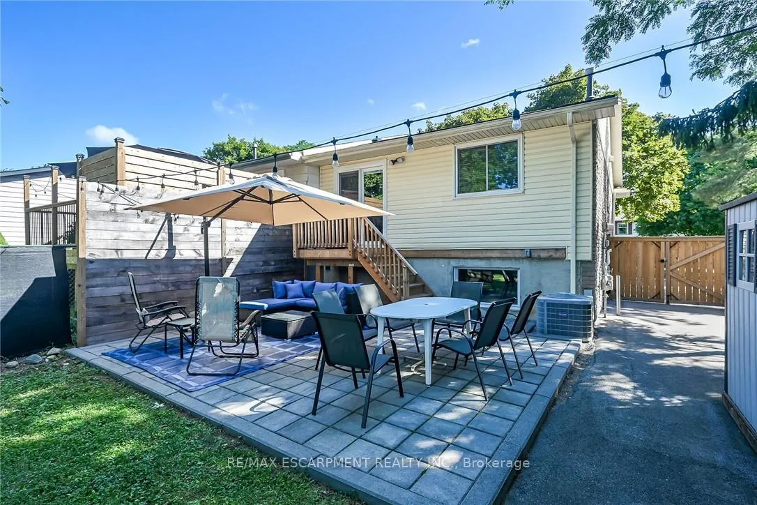 Photo 33 of 158 Wendover Drive, Hamilton, Fessenden — HOMEH