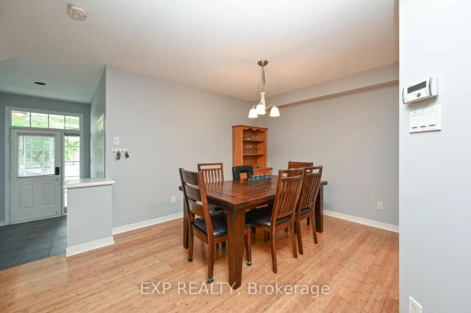 Photo 18 of 677 Wildshore Crescent, Ottawa — HOMEH