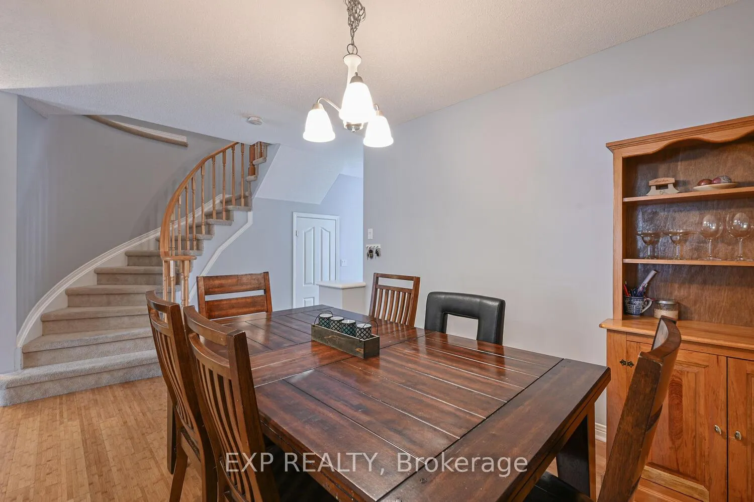 Photo 21 of 677 Wildshore Crescent, Ottawa — HOMEH