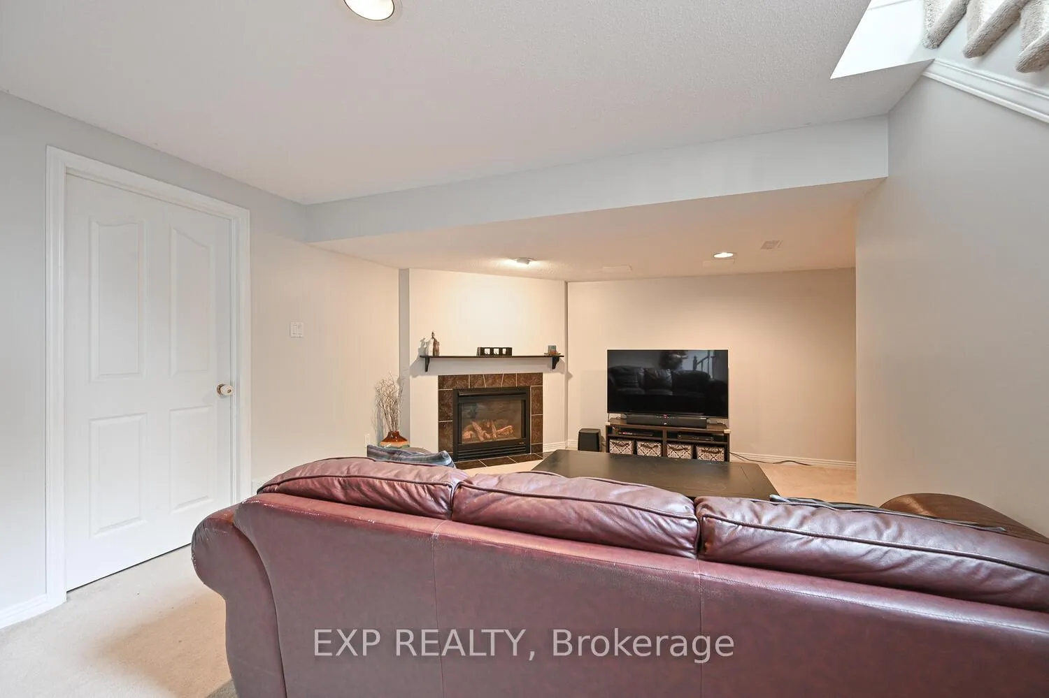 Photo 29 of 677 Wildshore Crescent, Ottawa — HOMEH