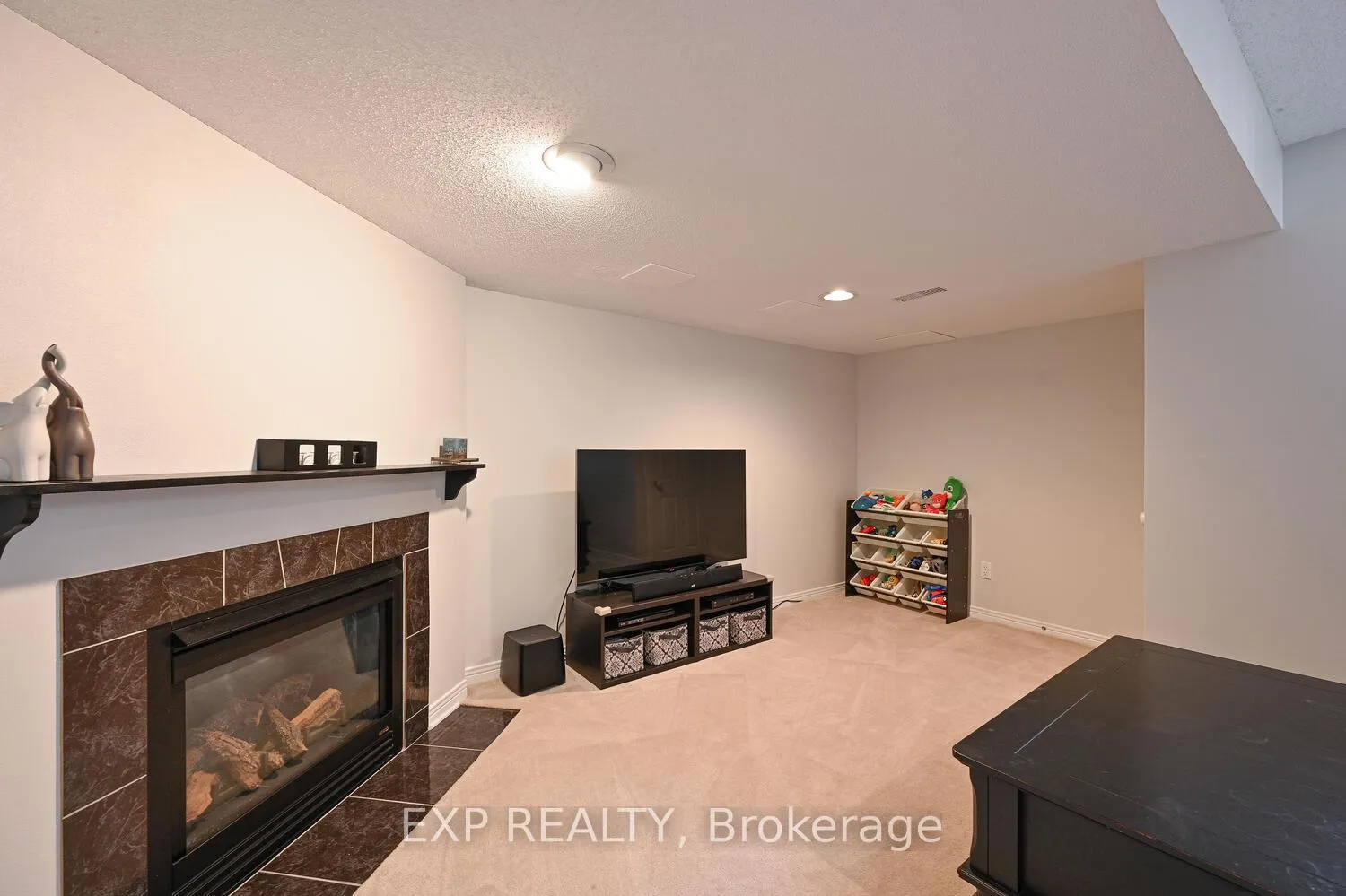 Photo 31 of 677 Wildshore Crescent, Ottawa — HOMEH