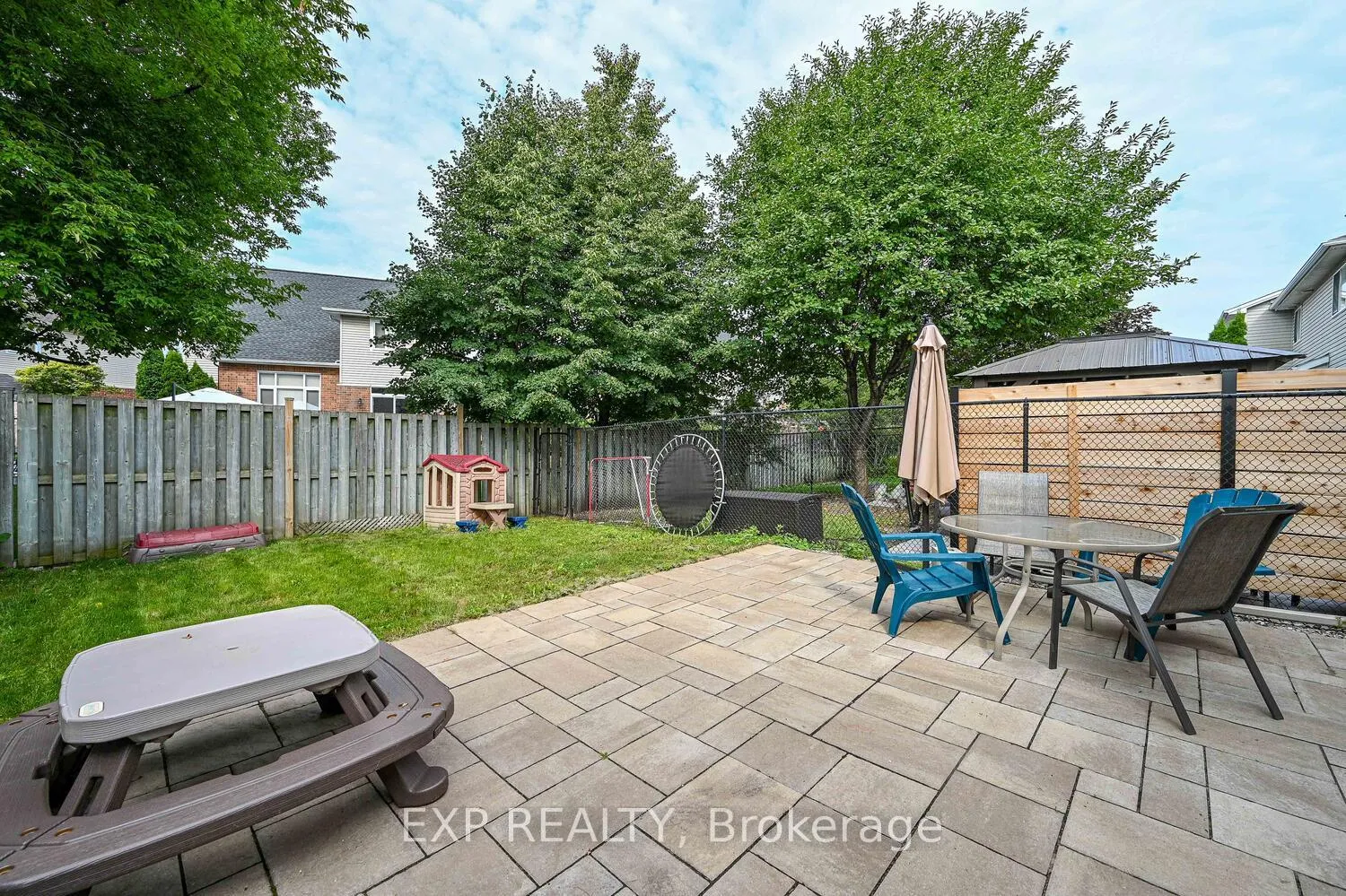 Photo 33 of 677 Wildshore Crescent, Ottawa — HOMEH