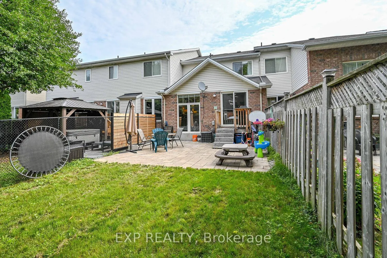 Photo 34 of 677 Wildshore Crescent, Ottawa — HOMEH