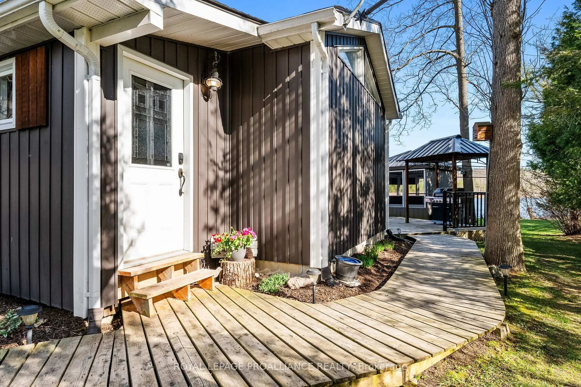 Photo 10 of 166 Marsh Point Lane, Quinte West, Sidney Ward — HOMEH