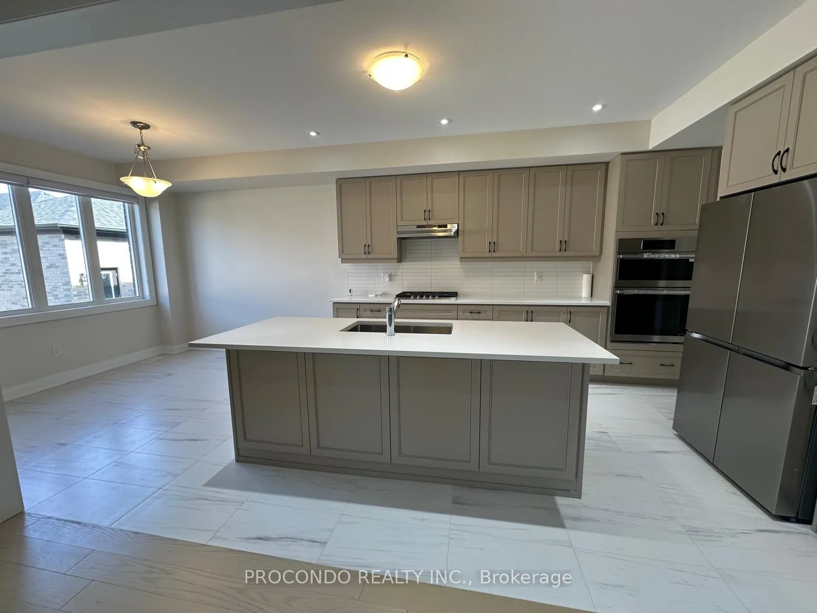 Photo 3 of 14 John Rolph Street, Markham, Cornell — HOMEH