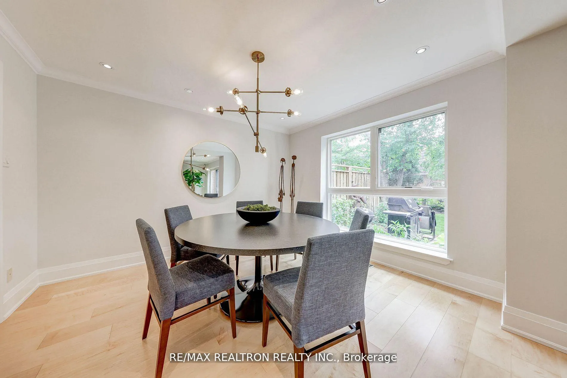 Photo 8 of 14 Anvil Millway, North York, St. Andrew-Windfields — HOMEH