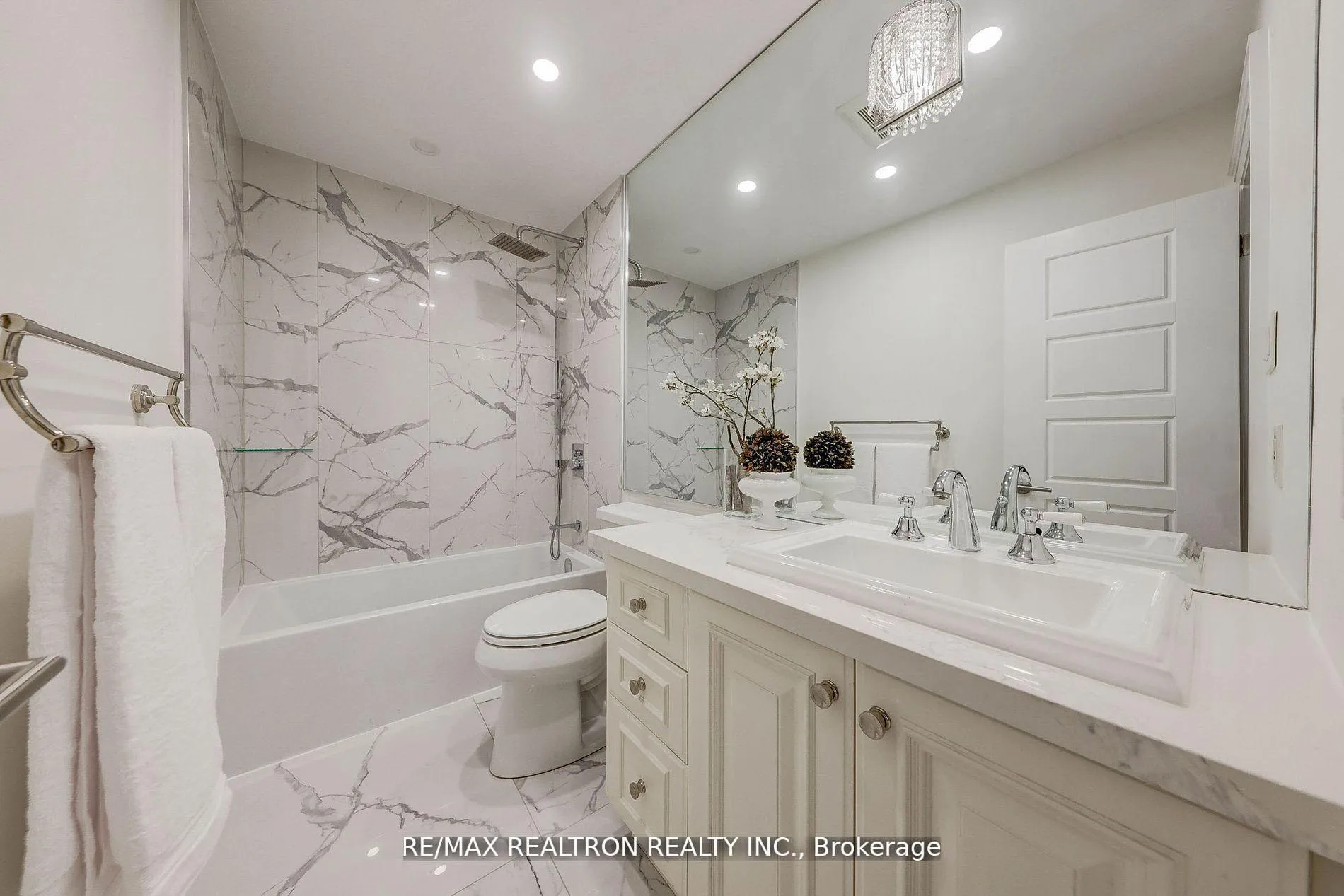 Photo 19 of 14 Anvil Millway, North York, St. Andrew-Windfields — HOMEH