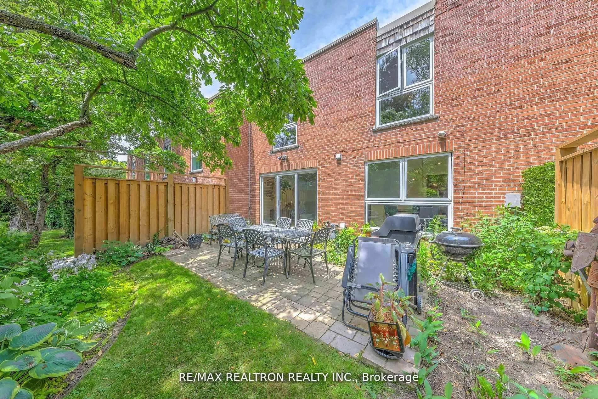 Photo 26 of 14 Anvil Millway, North York, St. Andrew-Windfields — HOMEH