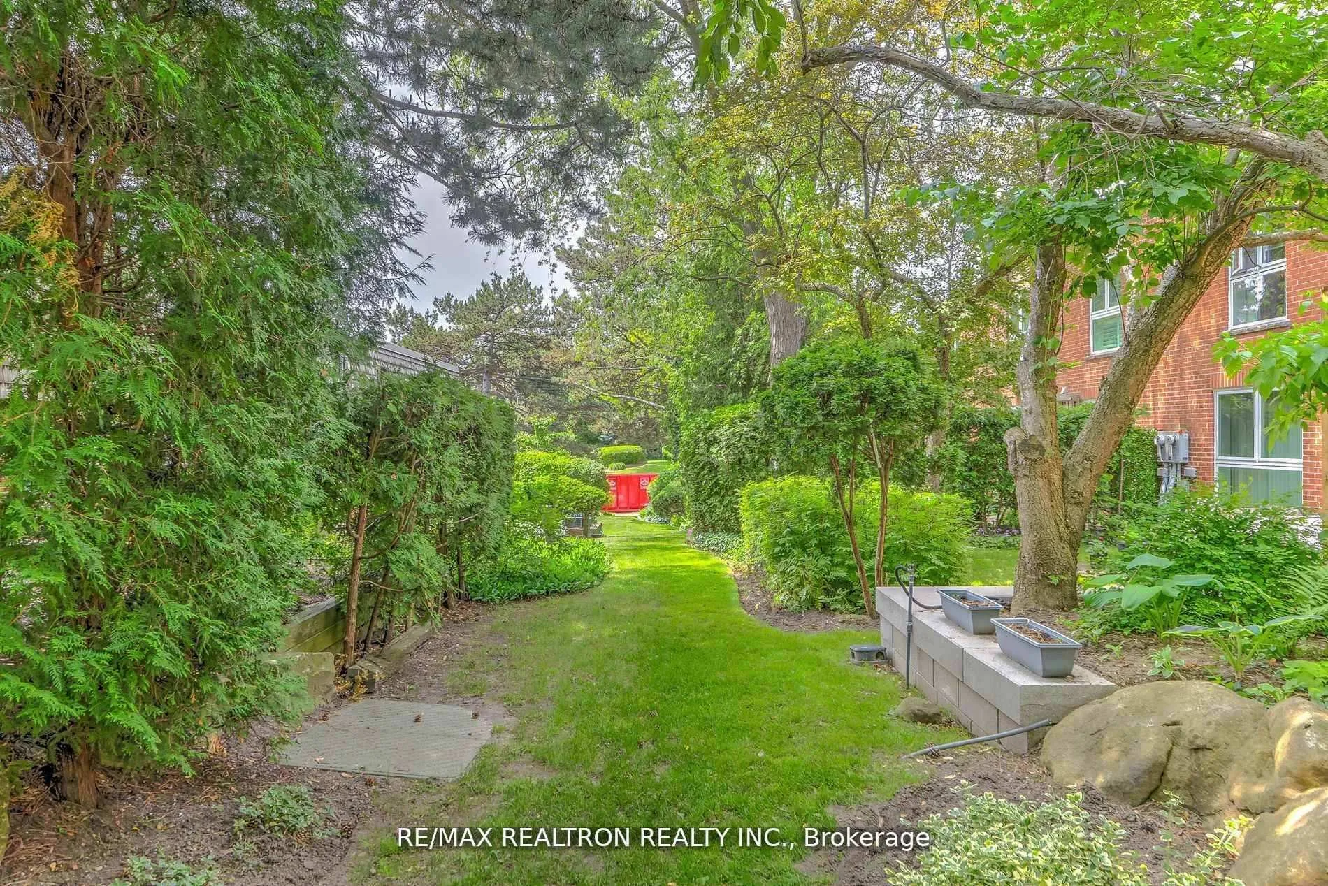 Photo 27 of 14 Anvil Millway, North York, St. Andrew-Windfields — HOMEH