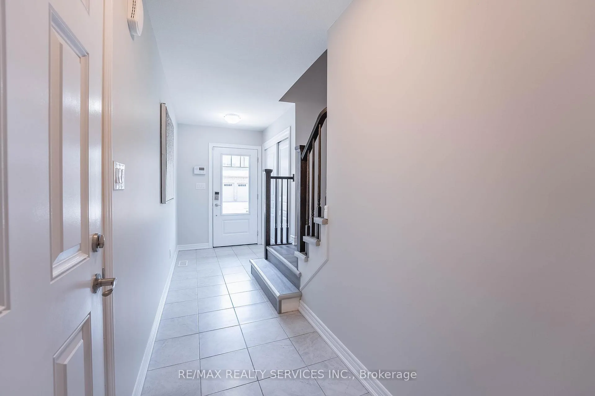 Photo 4 of 7619 Green Vista Gate, Niagara Falls, Oldfield — HOMEH