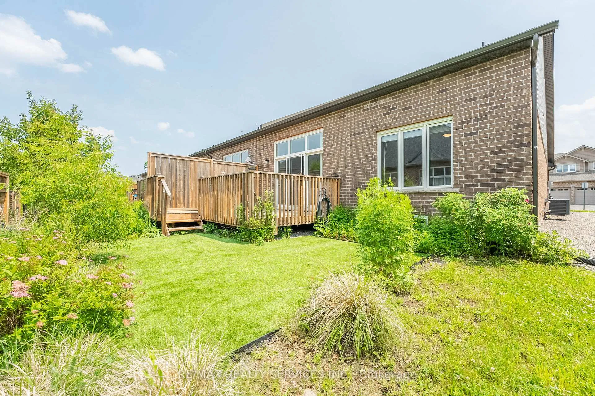 Photo 37 of 7619 Green Vista Gate, Niagara Falls, Oldfield — HOMEH