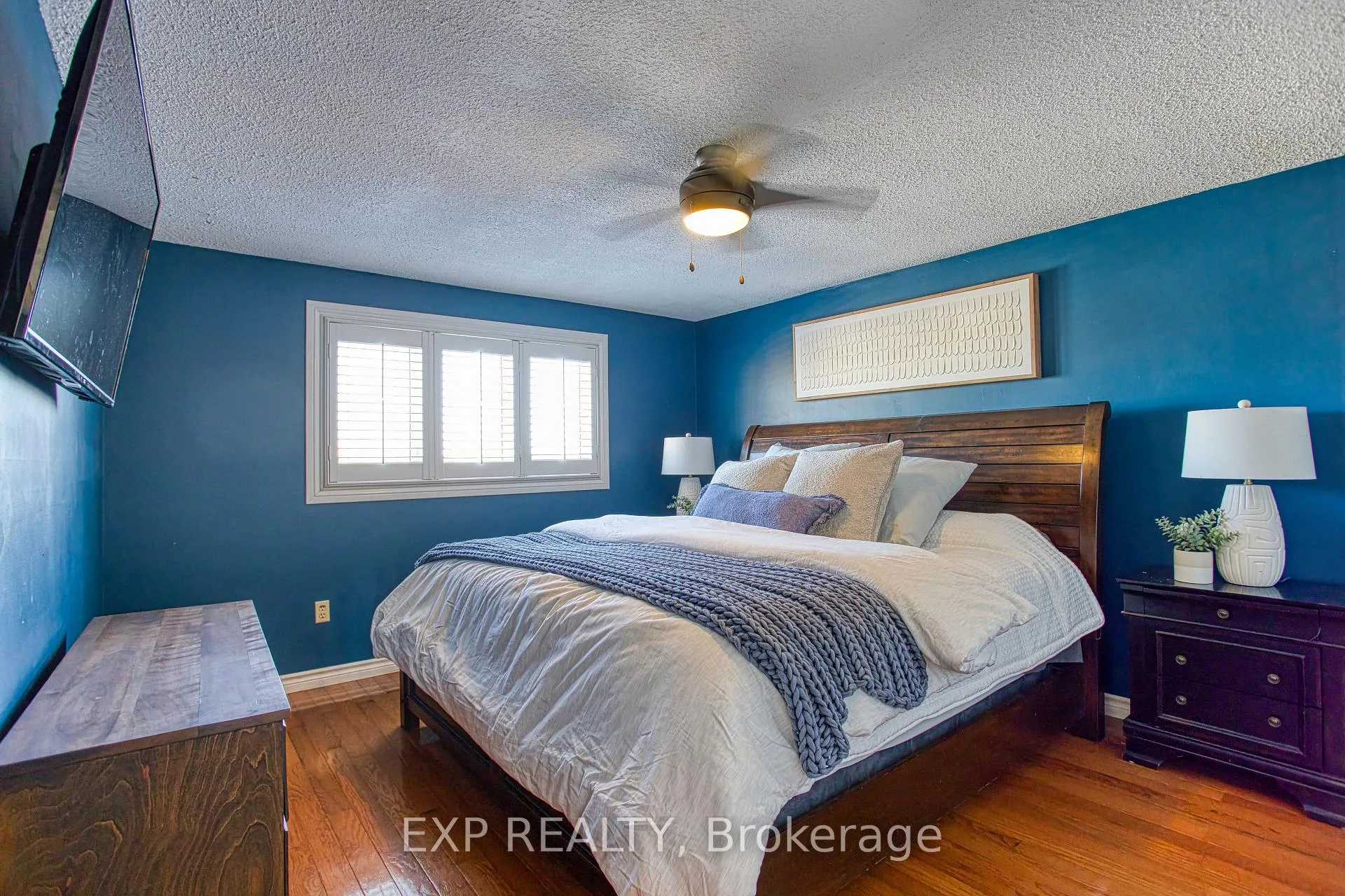 Photo 20 of 39 Regis Court, Hamilton, Stoney Creek — HOMEH