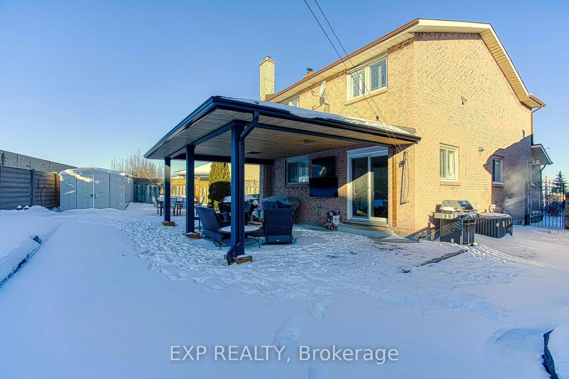Photo 34 of 39 Regis Court, Hamilton, Stoney Creek — HOMEH