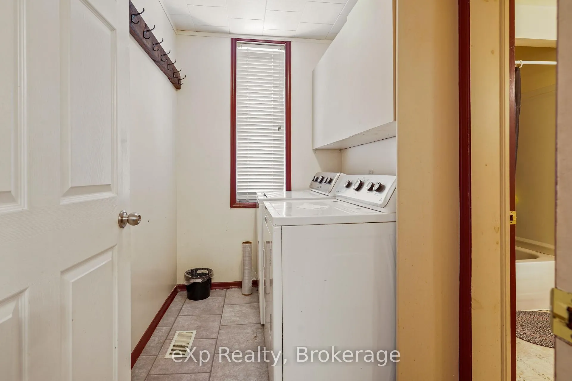 Photo 15 of 43645 Newry Road, Huron East, Grey — HOMEH