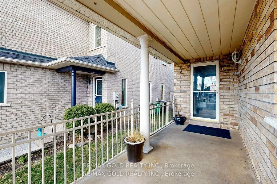 Photo 2 of 41 Brookstone Court, Caledon, Rural Caledon — HOMEH