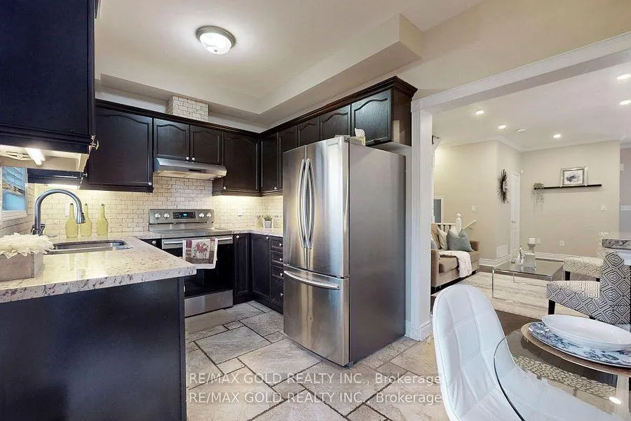 Photo 8 of 41 Brookstone Court, Caledon, Rural Caledon — HOMEH