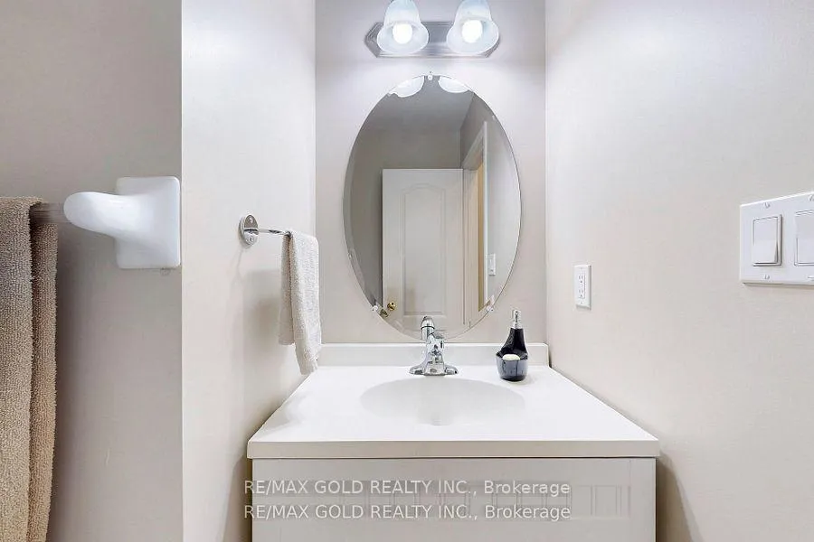 Photo 10 of 41 Brookstone Court, Caledon, Rural Caledon — HOMEH
