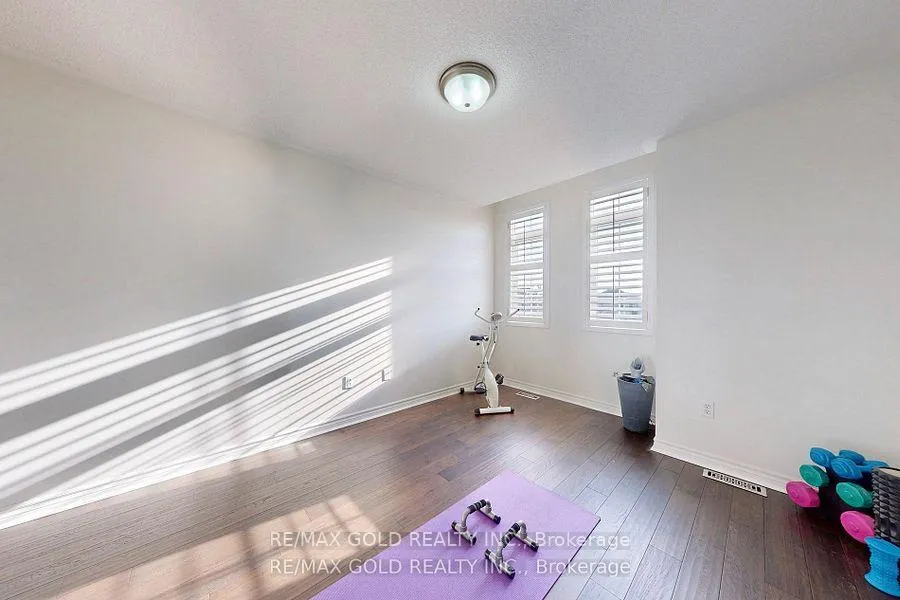 Photo 20 of 41 Brookstone Court, Caledon, Rural Caledon — HOMEH