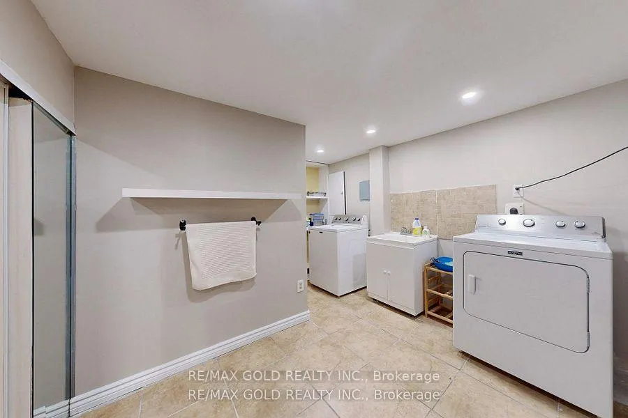 Photo 35 of 41 Brookstone Court, Caledon, Rural Caledon — HOMEH