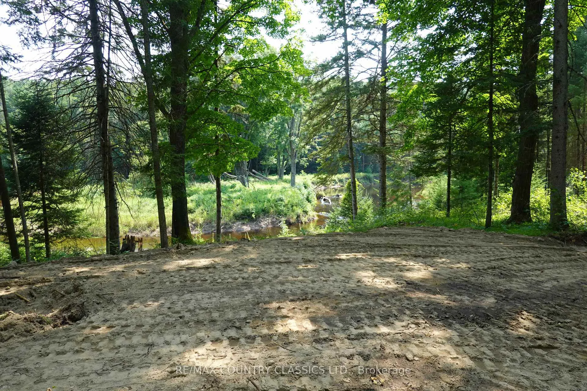 Photo 8 of 739B Bronson Road, Bancroft, Dungannon Ward — HOMEH