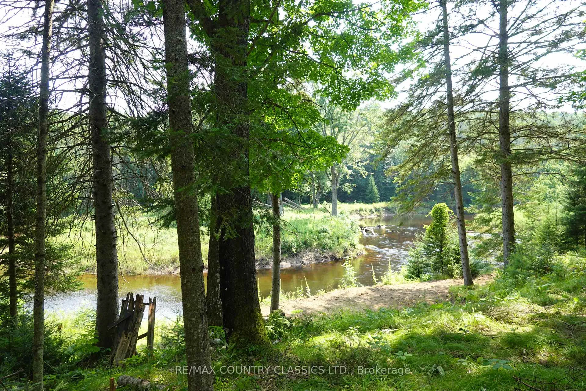 Photo 9 of 739B Bronson Road, Bancroft, Dungannon Ward — HOMEH
