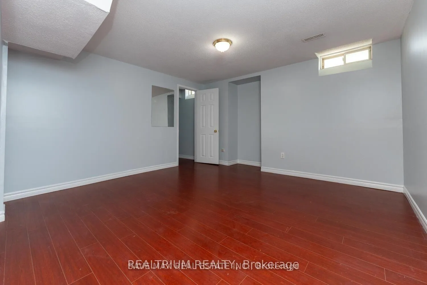 Photo 4 of Unit Bsmt, 29 Ranchero Drive, Brampton, Fletcher's Meadow — HOMEH