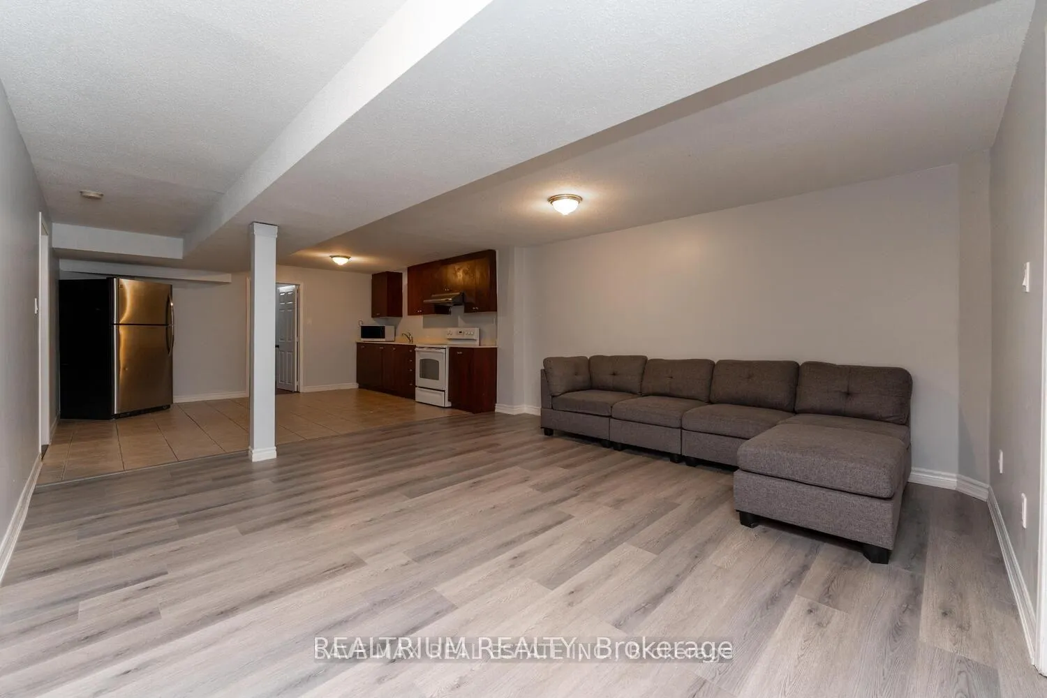 Photo 5 of Unit Bsmt, 29 Ranchero Drive, Brampton, Fletcher's Meadow — HOMEH
