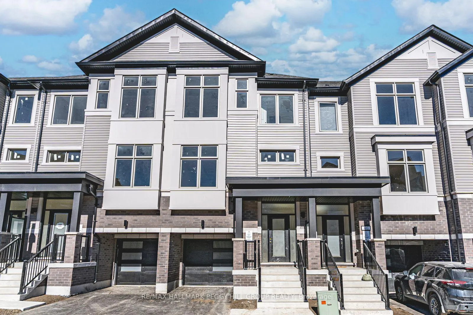 Photo 1 of 44 Brandon Crescent, New Tecumseth, Beeton — HOMEH
