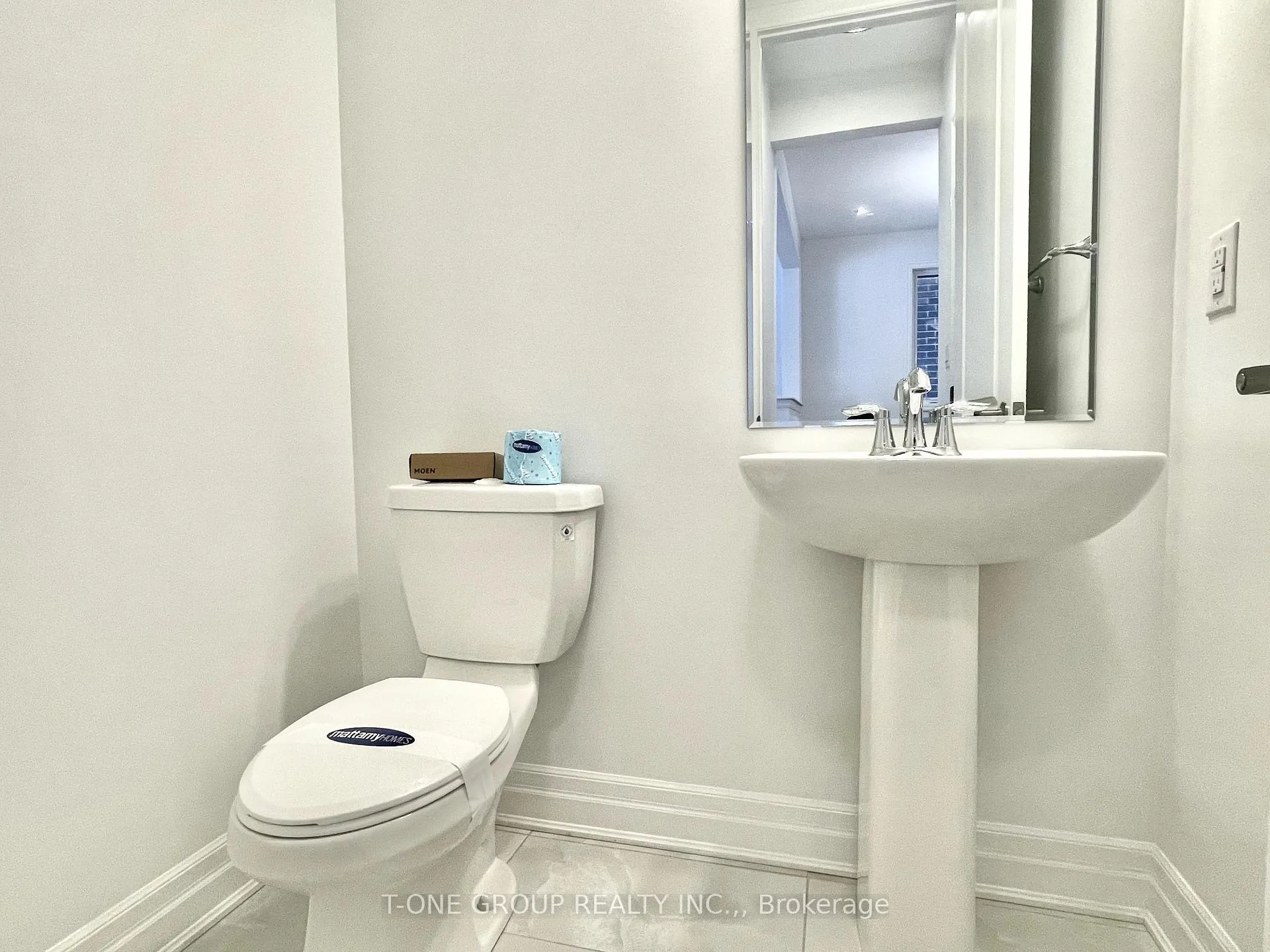 Photo 14 of 7 Greenridge Crescent, Markham, Victoria Square — HOMEH