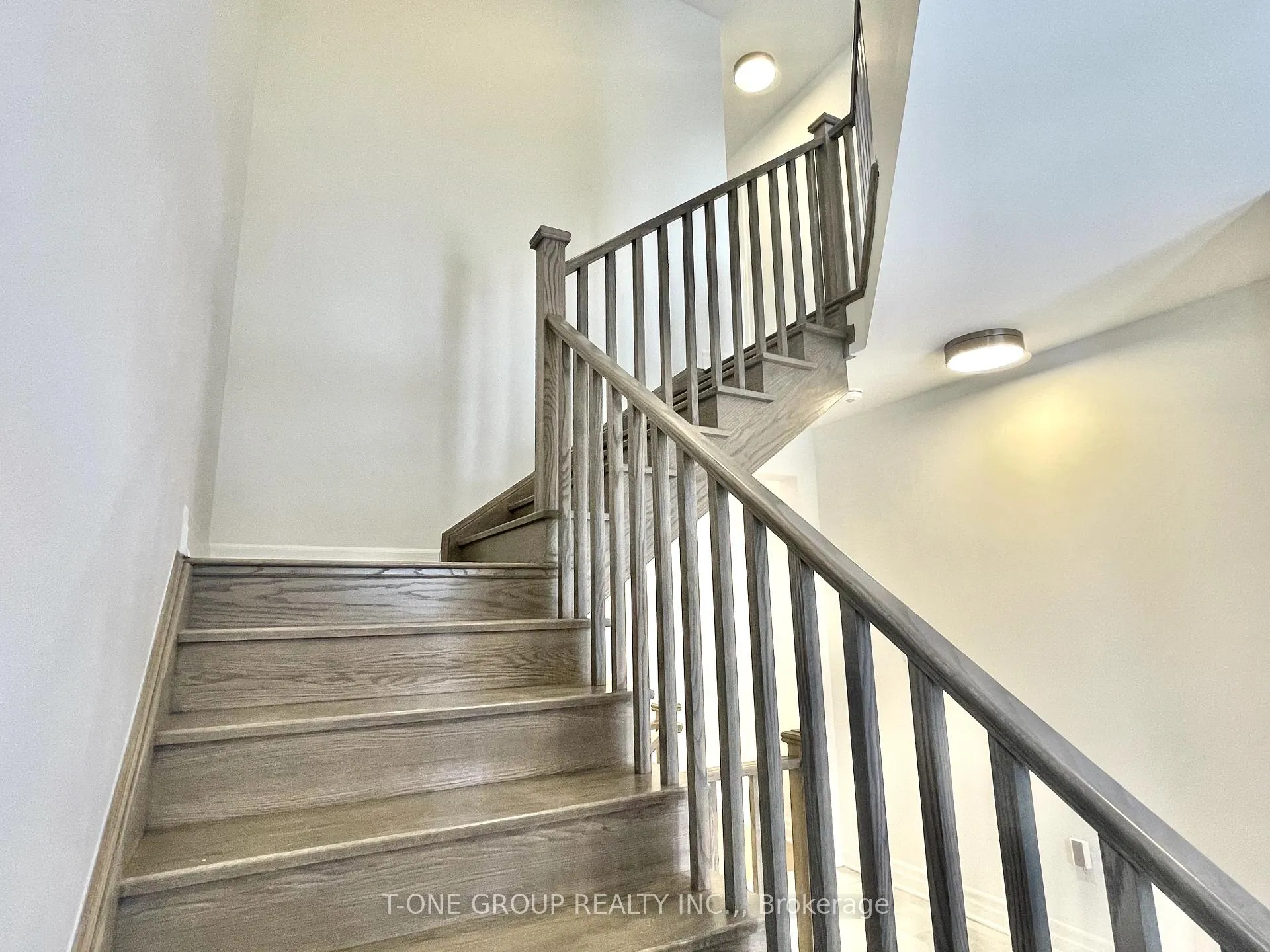 Photo 15 of 7 Greenridge Crescent, Markham, Victoria Square — HOMEH