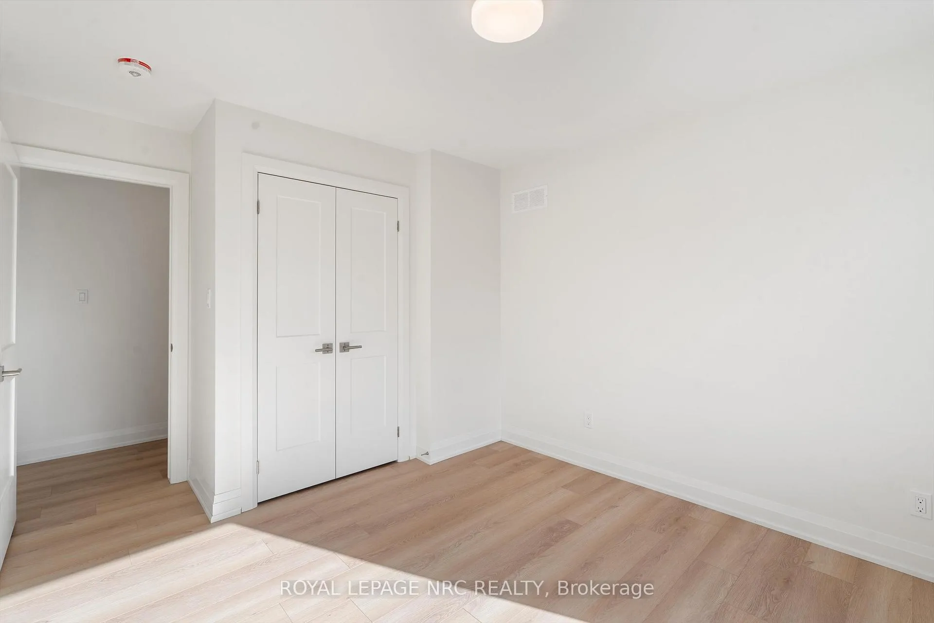 Photo 23 of 7619 Mulhern Road, Niagara Falls, Ascot — HOMEH