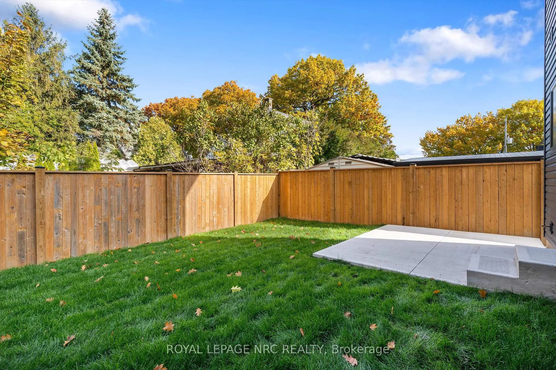 Photo 27 of 7619 Mulhern Road, Niagara Falls, Ascot — HOMEH